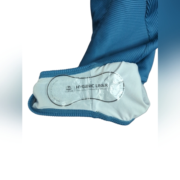 Cupshe Brazilian Obsession V-Neck Paneled Tummy Control One Piece Swimsuit Large - Picture 10 of 11